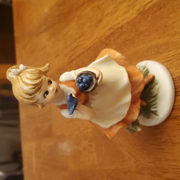 napco Art Vintage Bisque Porcelain Girl With Bluebirds Figurine